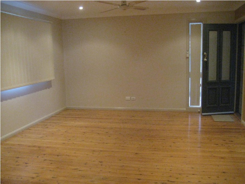 75 Captain Cook, Barrack Heights NSW 2528