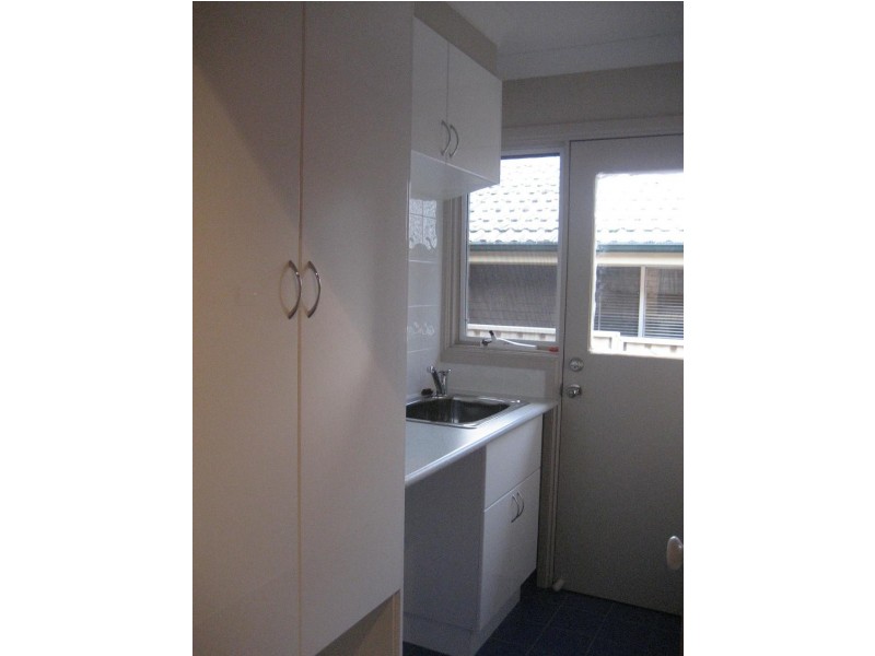 75 Captain Cook, Barrack Heights NSW 2528