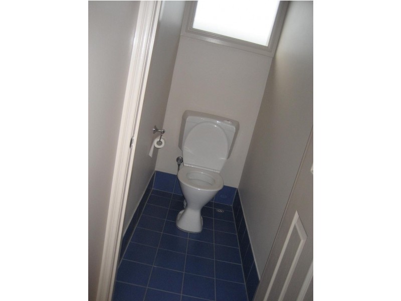 75 Captain Cook, Barrack Heights NSW 2528