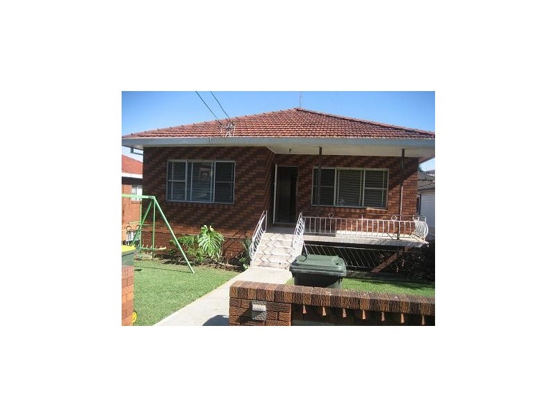 1/32 Jane Avenue, Warrawong NSW 2502