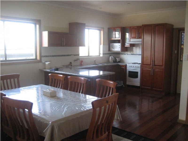 66 Third Avenue, Port Kembla NSW 2505