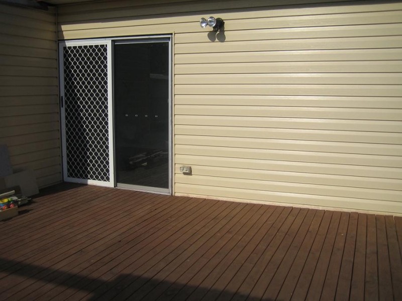 184 Flagstaff Road, Lake Heights NSW 2502