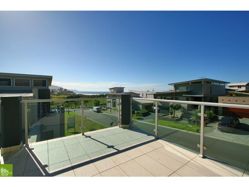 54 Aragan Circuit, Bulli NSW 2516