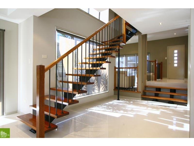 54 Aragan Circuit, Bulli NSW 2516