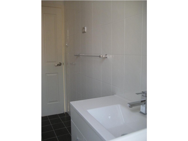 65 Farmborough Road, Farmborough Heights NSW 2526