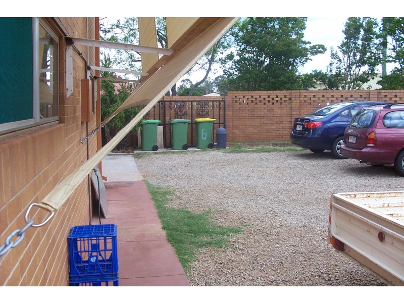 469 west, Toowoomba QLD 4350