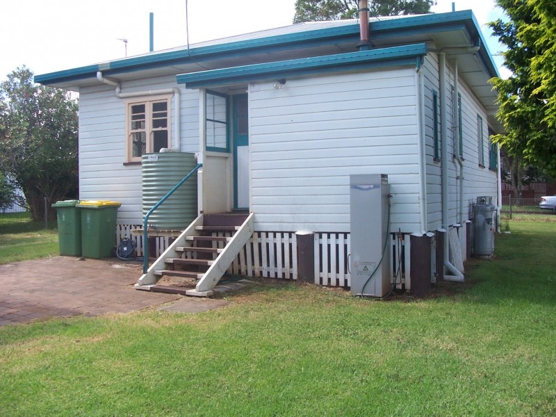 14 Tomkys, Toowoomba QLD 4350