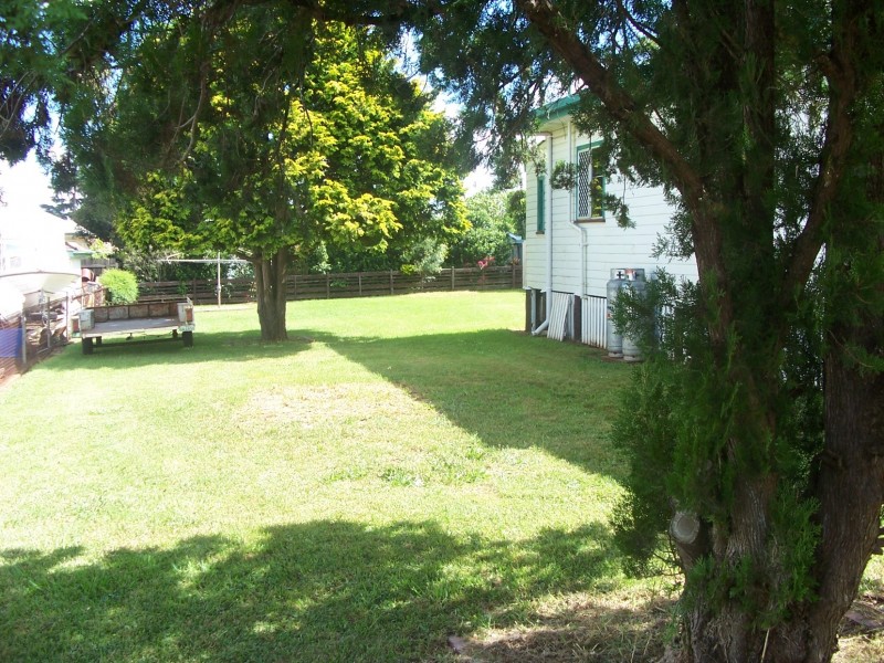 14 Tomkys, Toowoomba QLD 4350