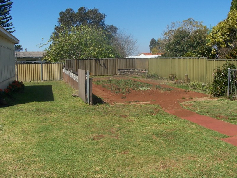 26 rowbotham, Rangeville QLD 4350