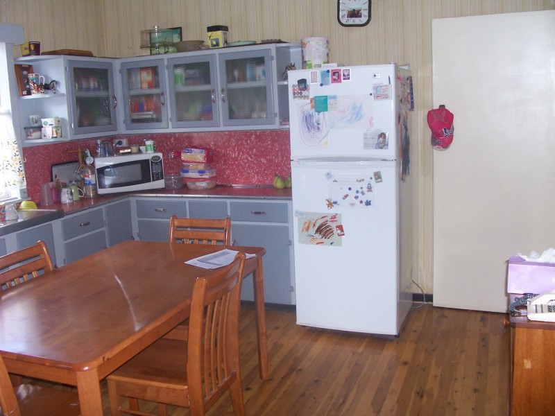 3 Cathro, Toowoomba QLD 4350