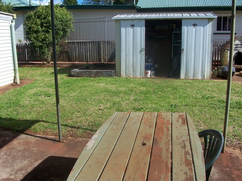 3 Cathro, Toowoomba QLD 4350