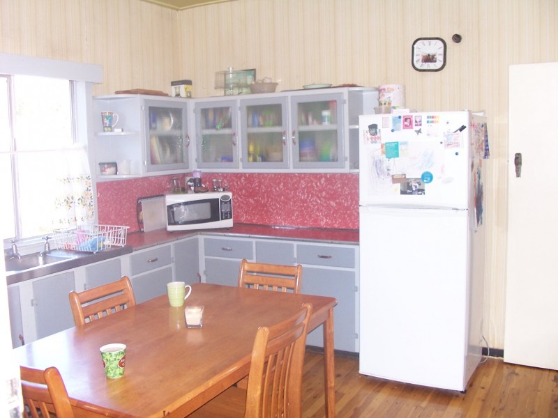 3 Cathro, Toowoomba QLD 4350