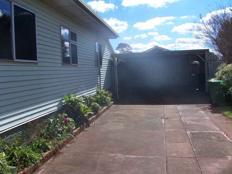 3 Cathro, Toowoomba QLD 4350