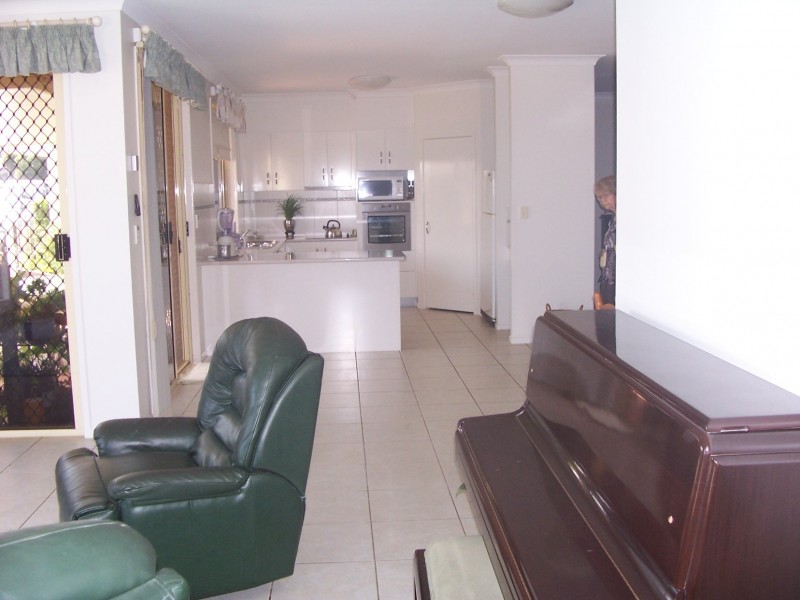 19 LA VISTA, Middle Ridge QLD 4350