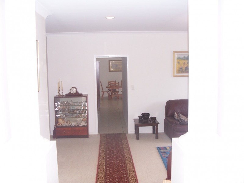 19 LA VISTA, Middle Ridge QLD 4350