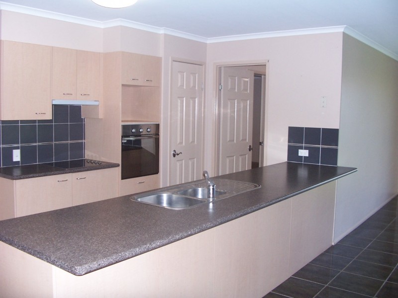 426 hume, Middle Ridge QLD 4350