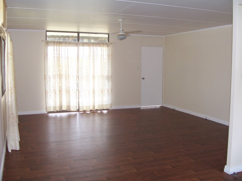 11 bell street, Greenmount QLD 4359