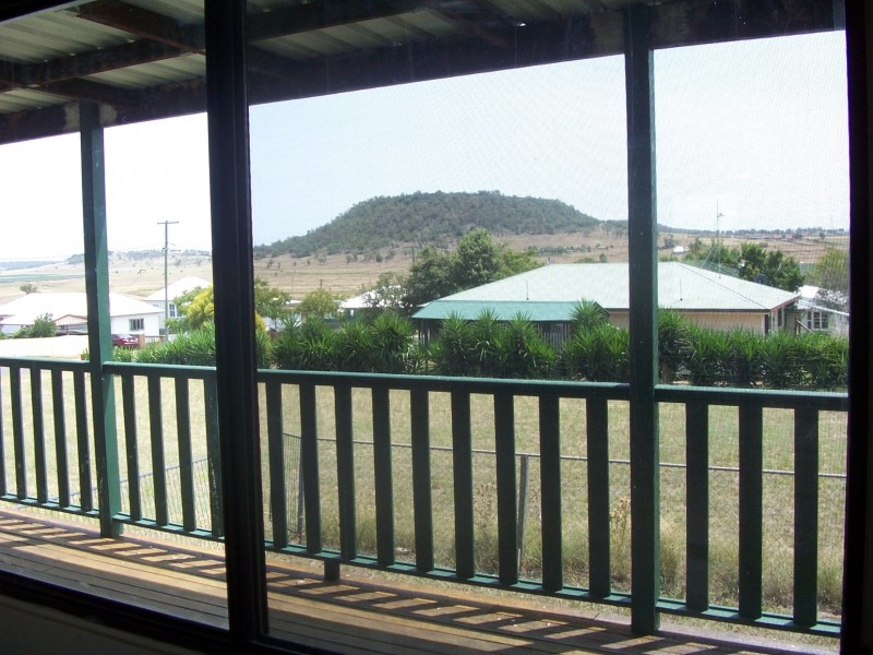 11 bell street, Greenmount QLD 4359