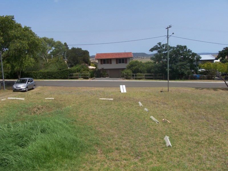 11 bell street, Greenmount QLD 4359