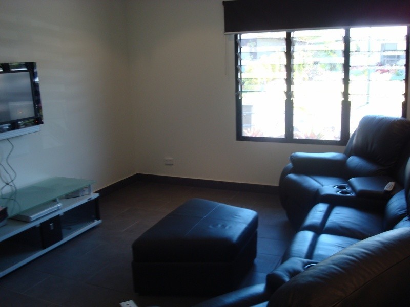 Gunn NT 0832