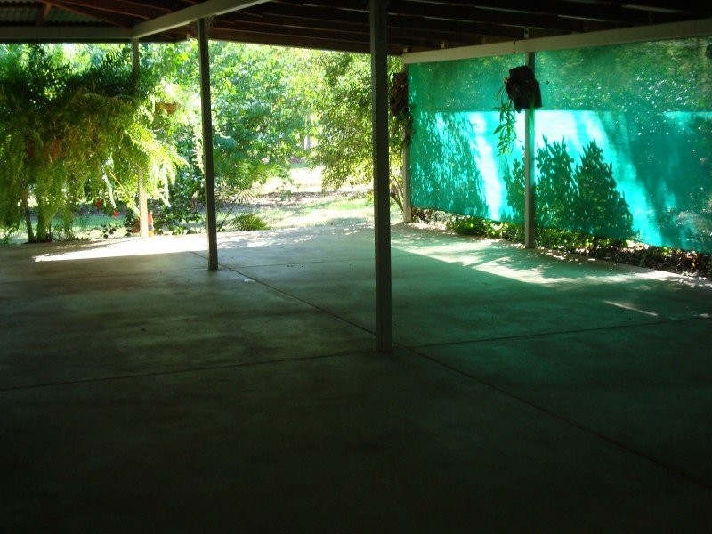 DURIAN ROAD, Virginia NT 0822