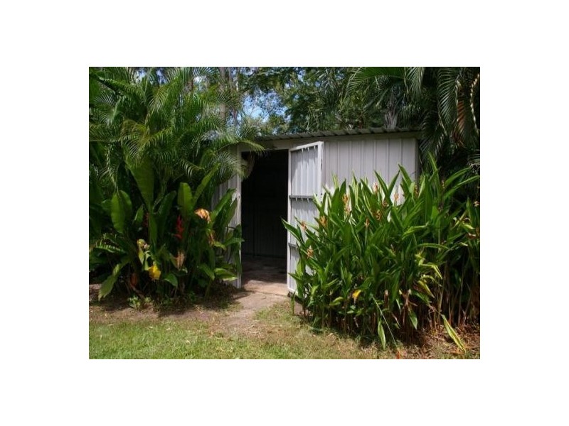 DURIAN ROAD, Virginia NT 0822