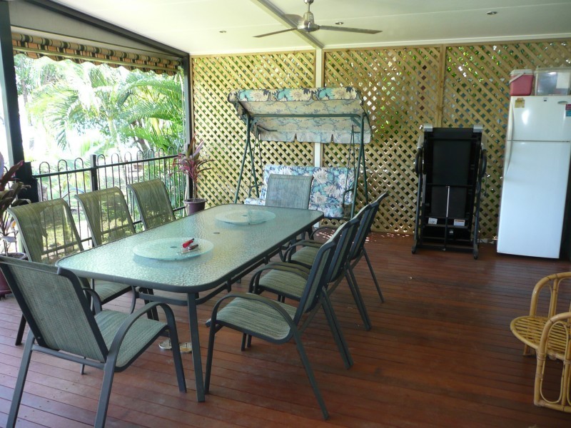 Lake Bennett NT 0822