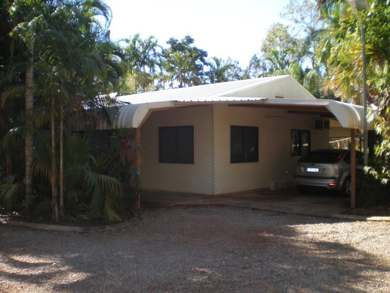 30 Macleod Road, Howard Springs NT 0835