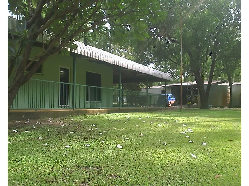 15 PERENTIE RD, Livingstone NT 0822