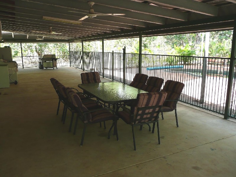 15 PERENTIE RD, Livingstone NT 0822