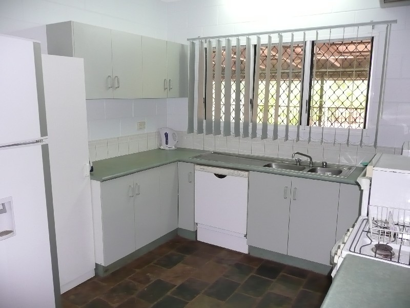 15 PERENTIE RD, Livingstone NT 0822