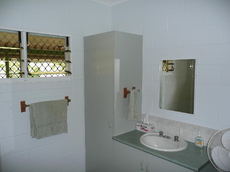 15 PERENTIE RD, Livingstone NT 0822