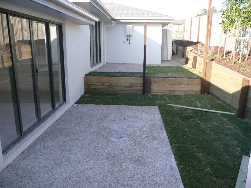Pacific Pines QLD 4211