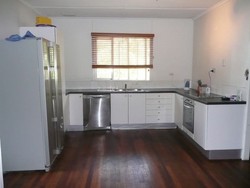 46 Mount St, Nerang QLD 4211