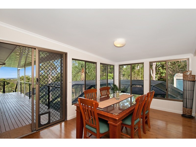 76 Castle Hill Dve, Gaven QLD 4211