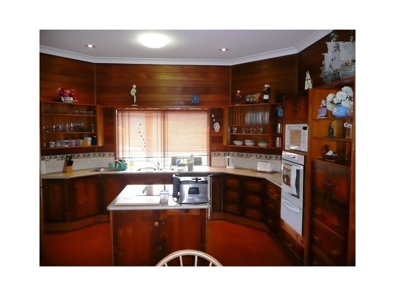 Wongawallan QLD 4210