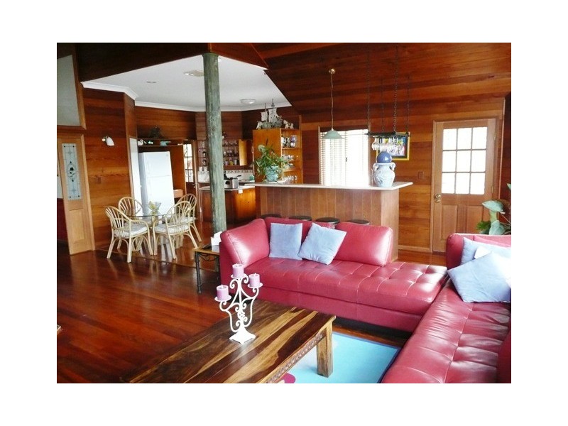Wongawallan QLD 4210