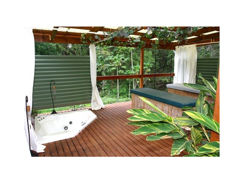 Mount Nathan QLD 4211