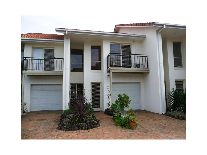 Hope Island QLD 4212