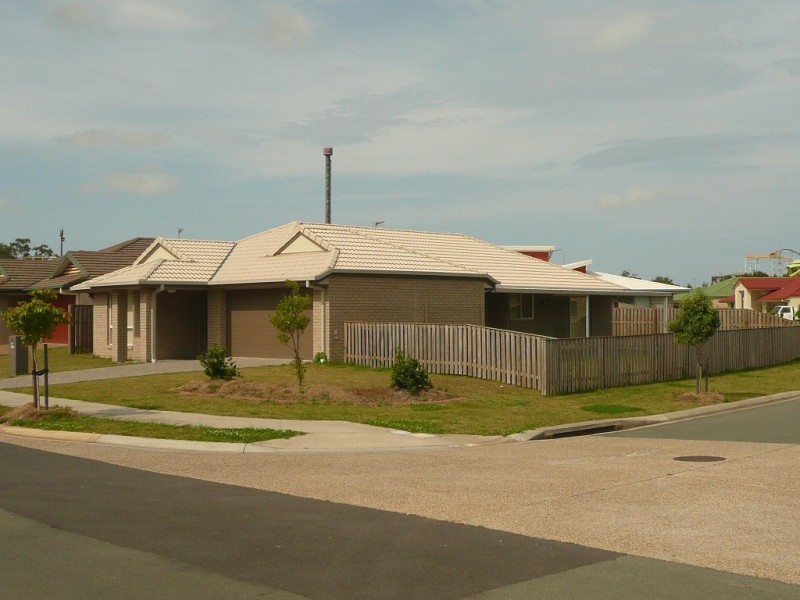 2 Runway Dve, Upper Coomera QLD 4209