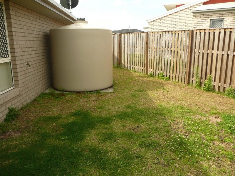 2 Runway Dve, Upper Coomera QLD 4209