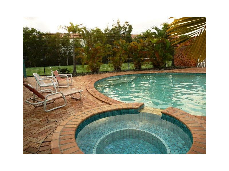 Varsity Lakes QLD 4227