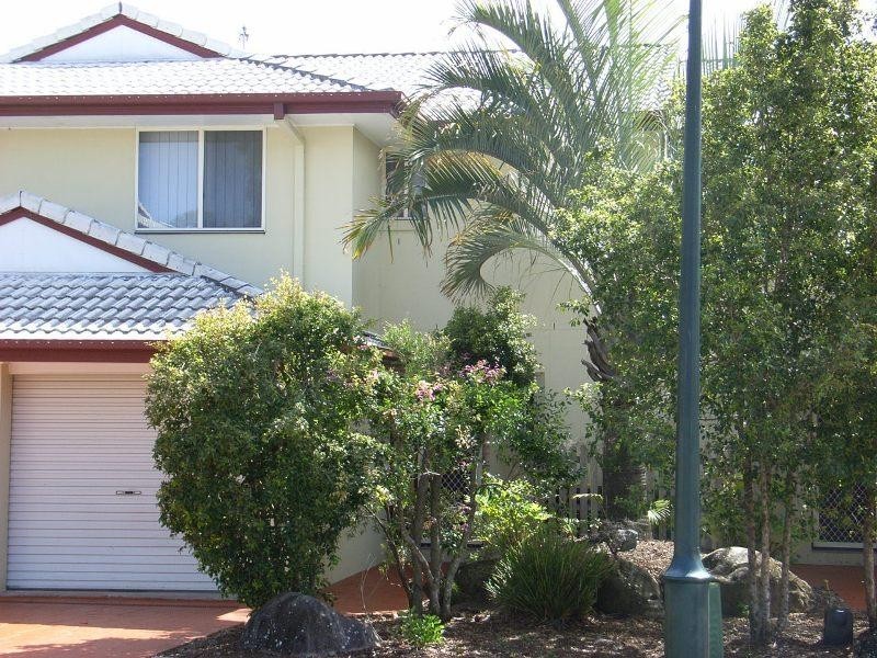 Highland Park QLD 4211