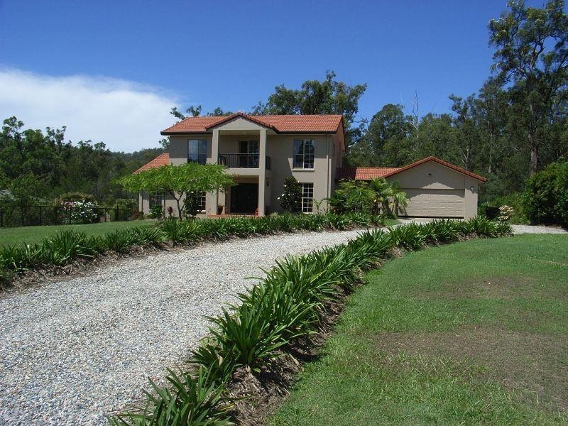 Mount Nathan QLD 4211