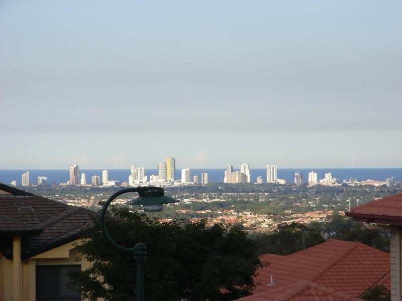 Highland Park QLD 4211