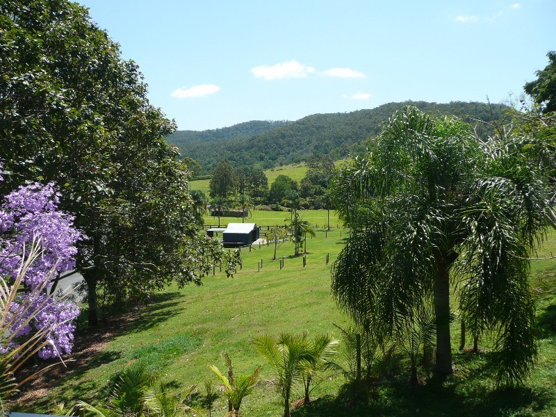 Wongawallan QLD 4210