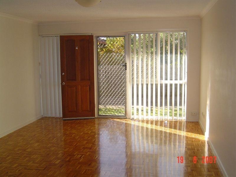 Labrador QLD 4215