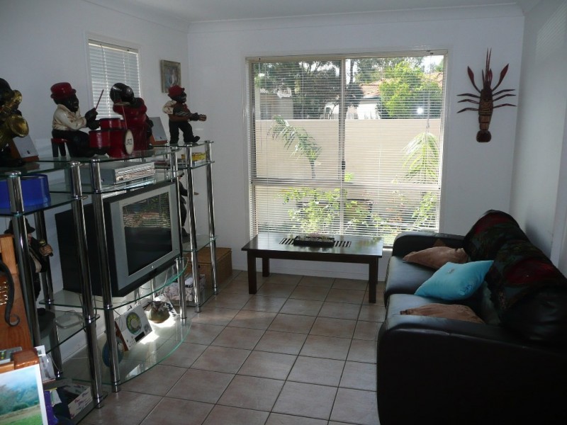 22 Georgia St, Coombabah QLD 4216