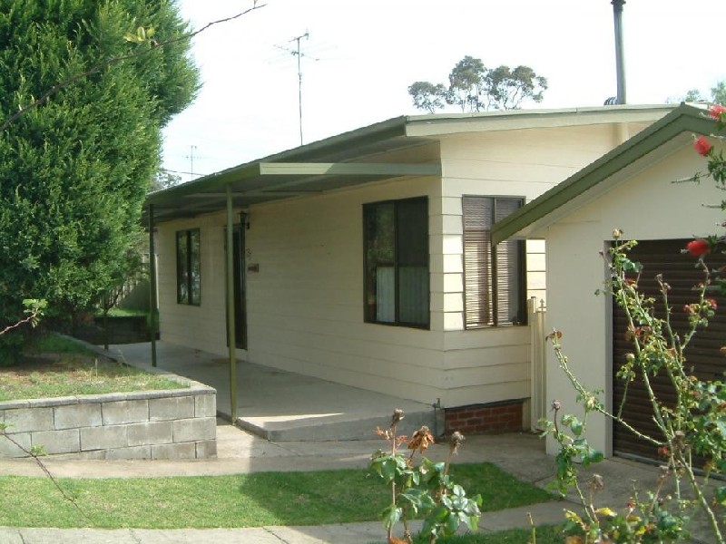 37 Nineteenth Street, Warragamba NSW 2752