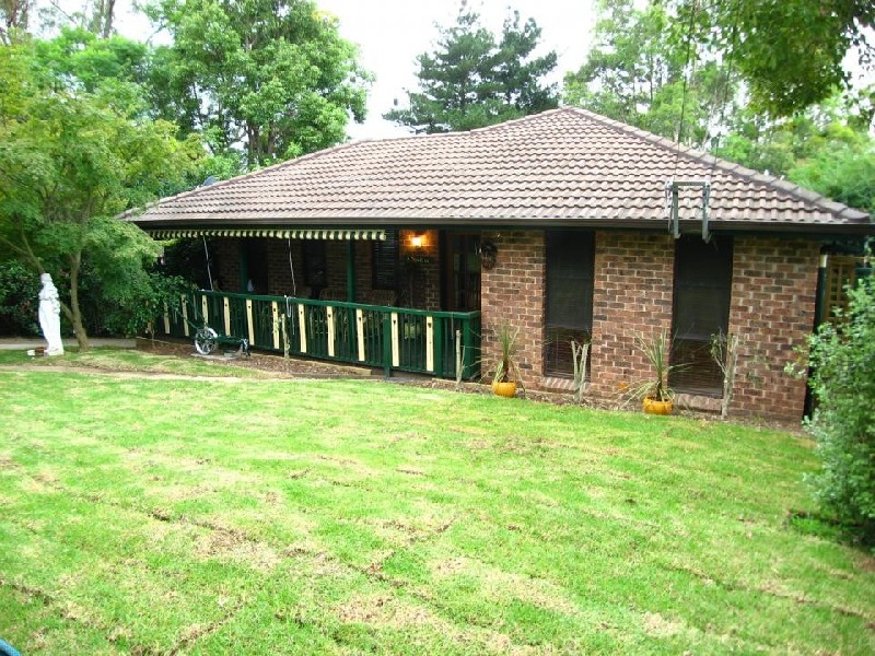 16 Merlin St, The Oaks NSW 2570